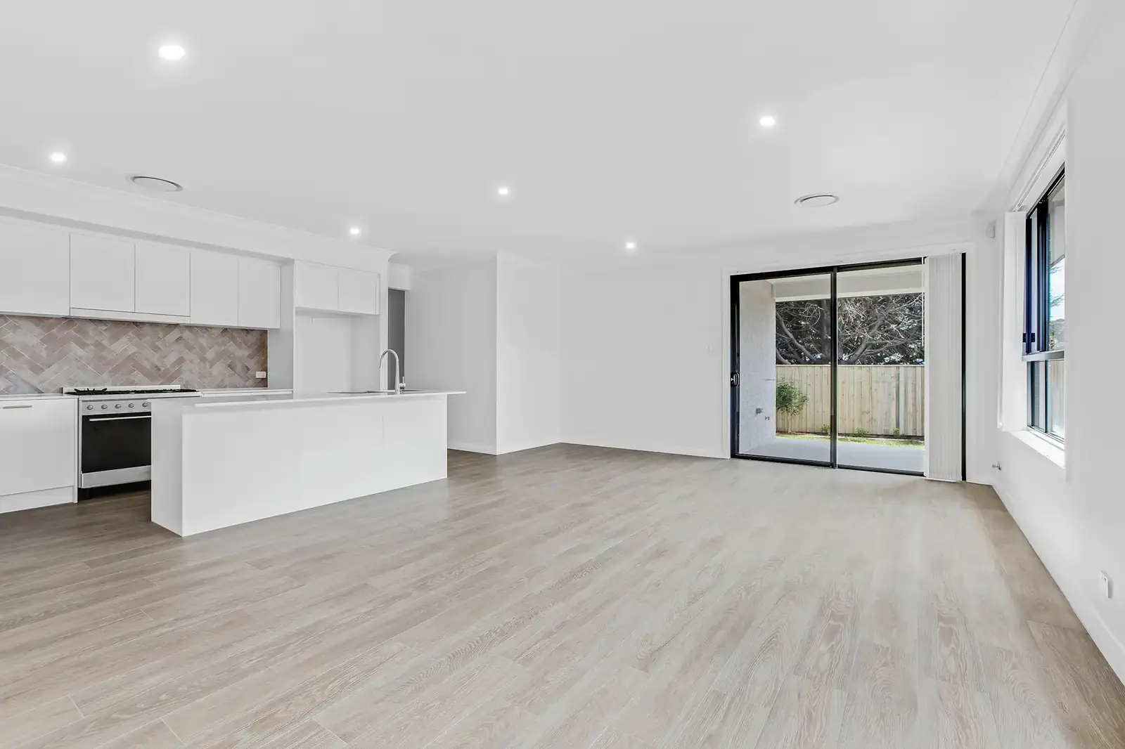 Corner block elevation at Peppin